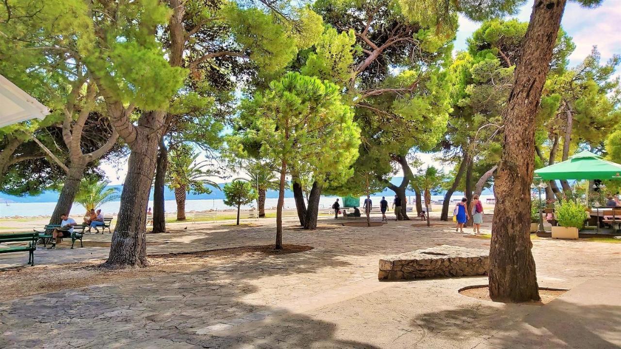 Apartments Punta 2 Omiš Buitenkant foto
